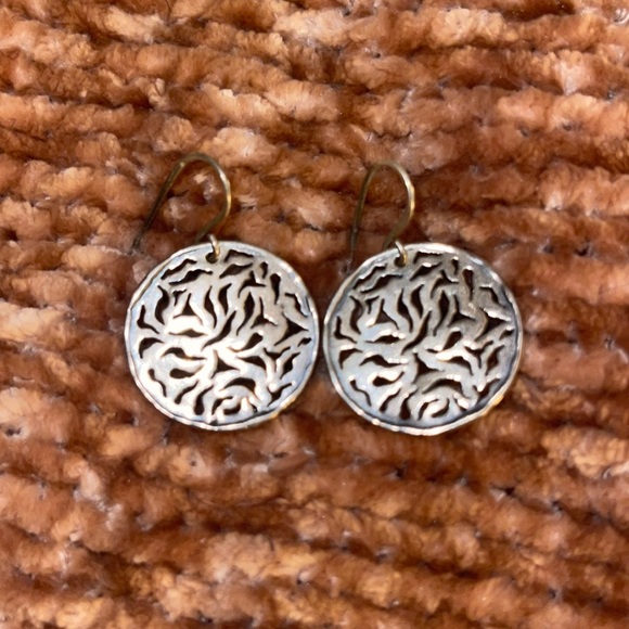Silpada Jewelry - Vintage Silpada sterling silver earring, Salta Escape, purchased in 2010